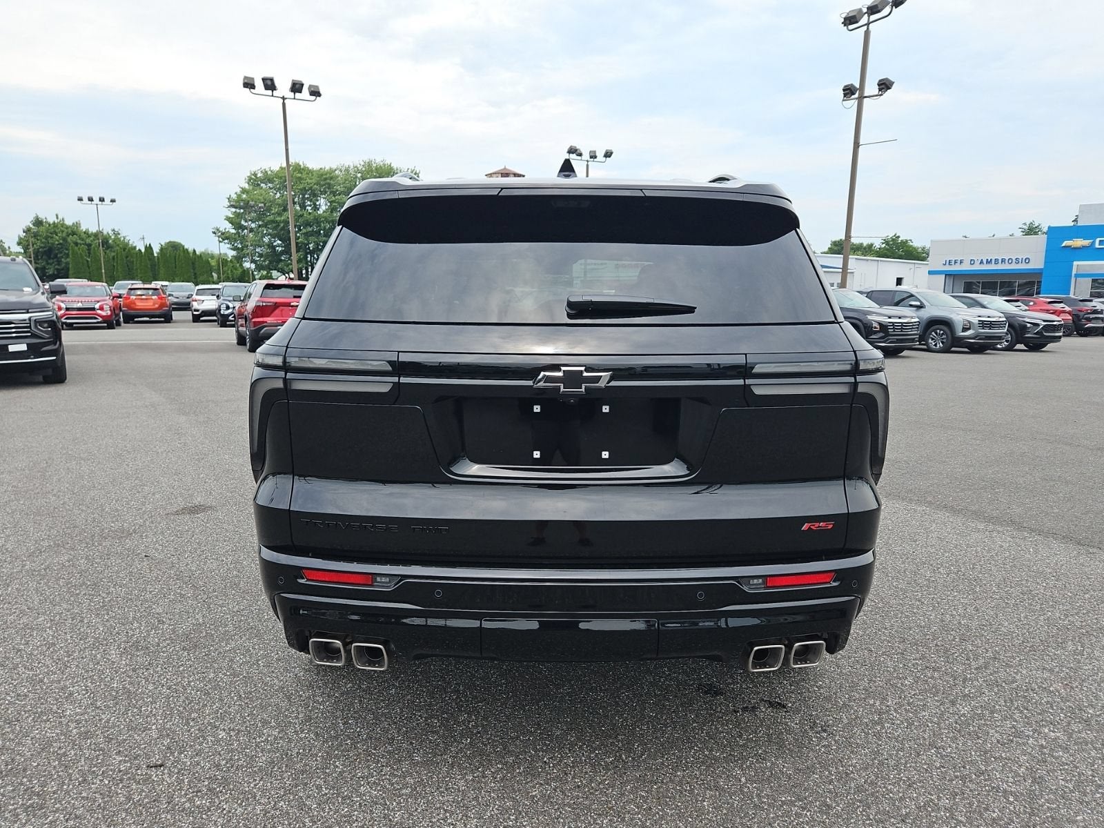 2026 Chevrolet Traverse — detail view